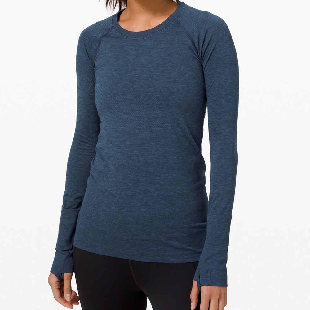 Lululemon Swiftly Tech Long Sleeve 2.0 Size 6 in Ink Blue/True Navy